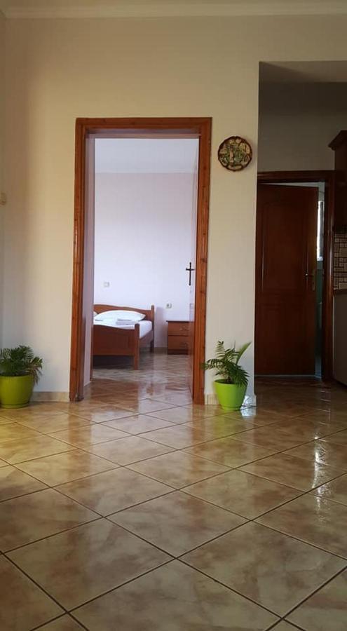 - Spacious Garden And Balcony 5 Min To & Center Apartamento *