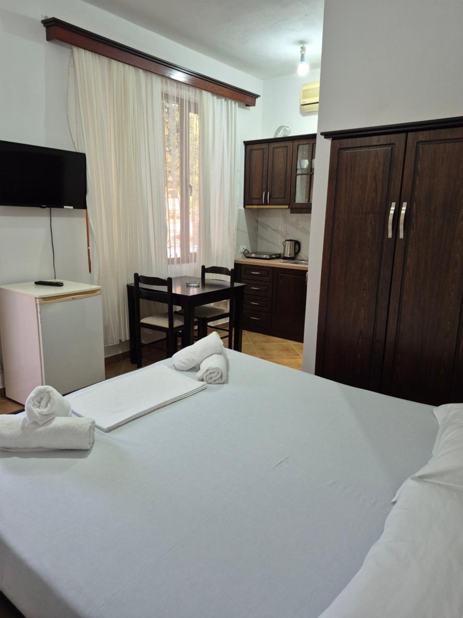 Apartamento - Spacious Garden And Balcony 5 Min To & Center