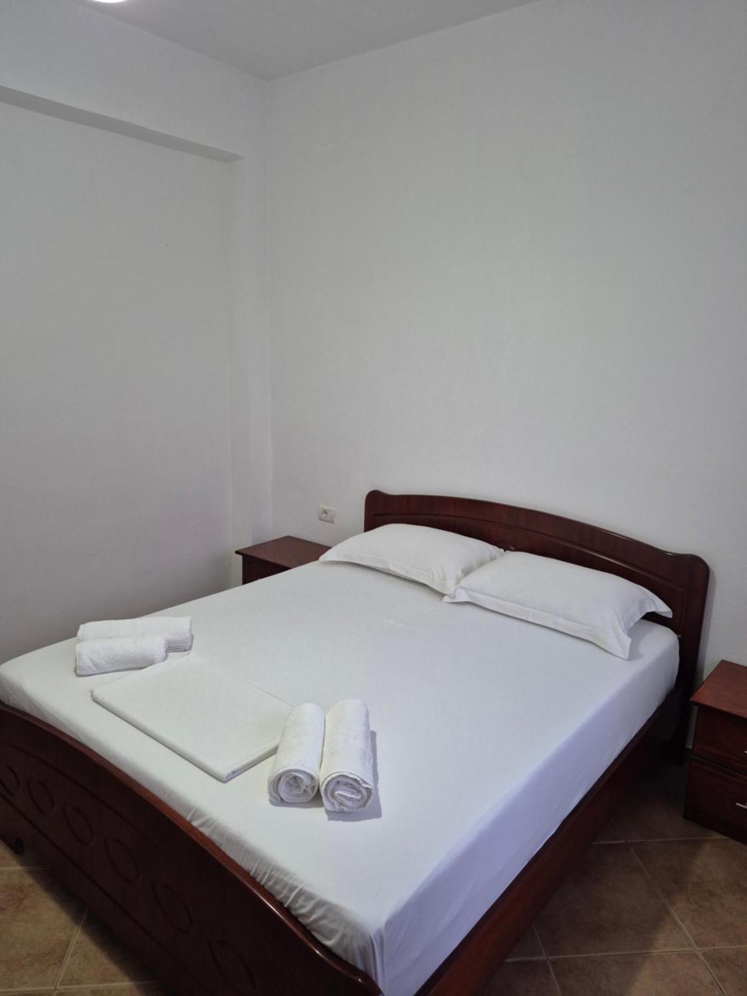 - Spacious Garden And Balcony 5 Min To & Center Apartamento