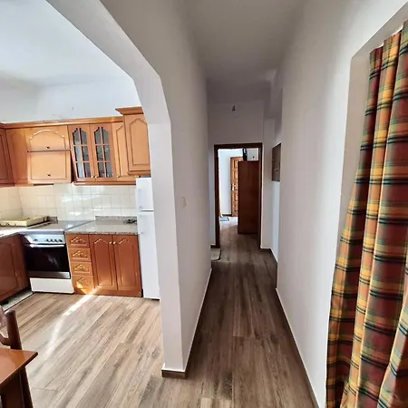 Vita Apartment - Spacious Garden And Balcony 5 Min To Beach & Center Ksamil Exterior photo