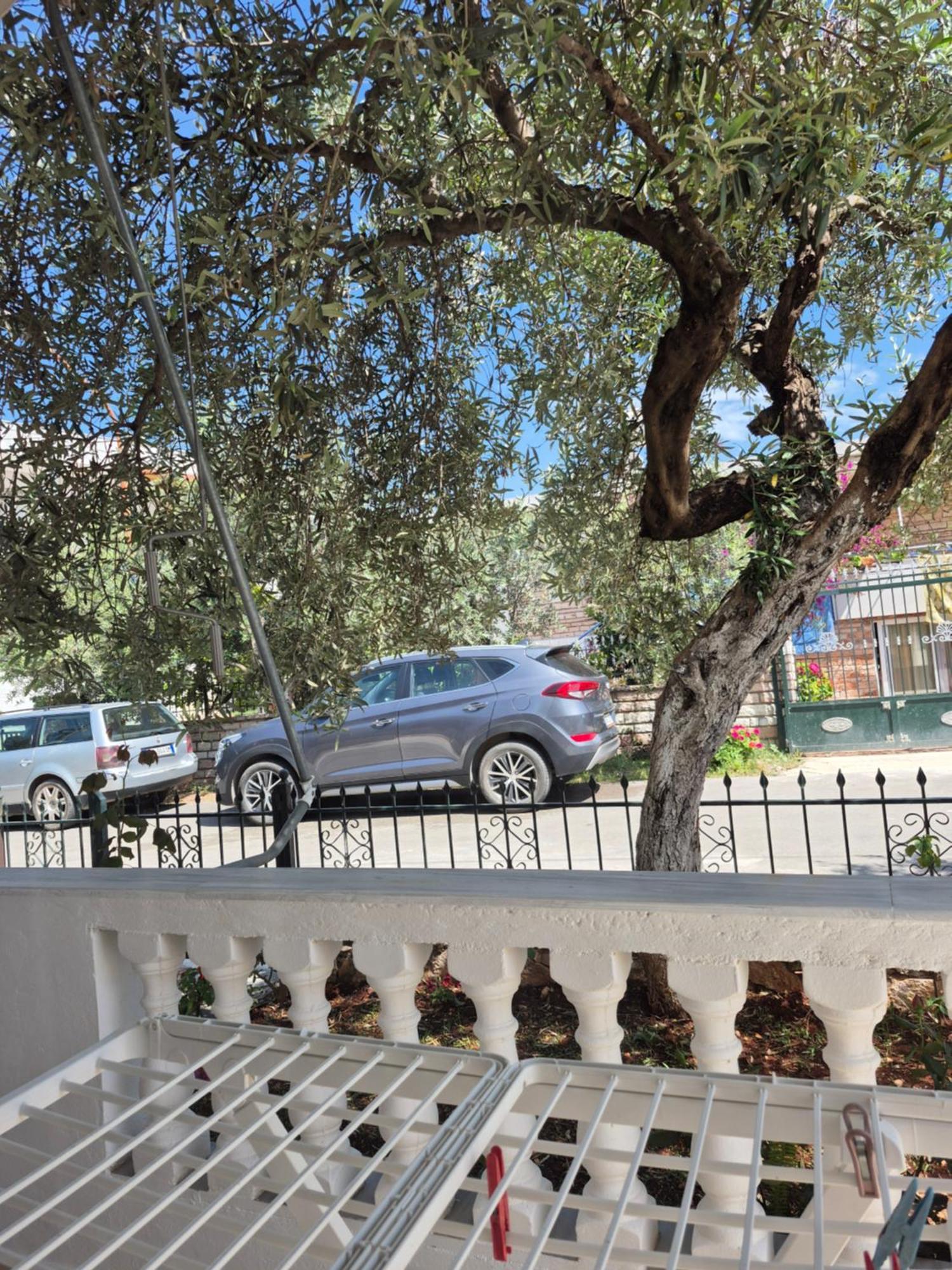 - Spacious Garden And Balcony 5 Min To & Center Apartment Ksamil
