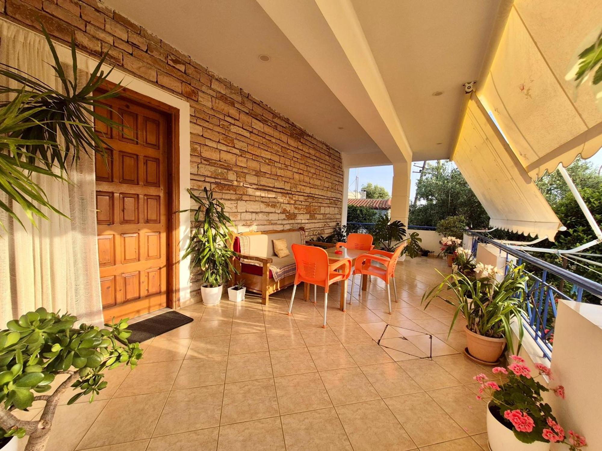 Apartament - Spacious Garden And Balcony 5 Min To & Center Ksamil