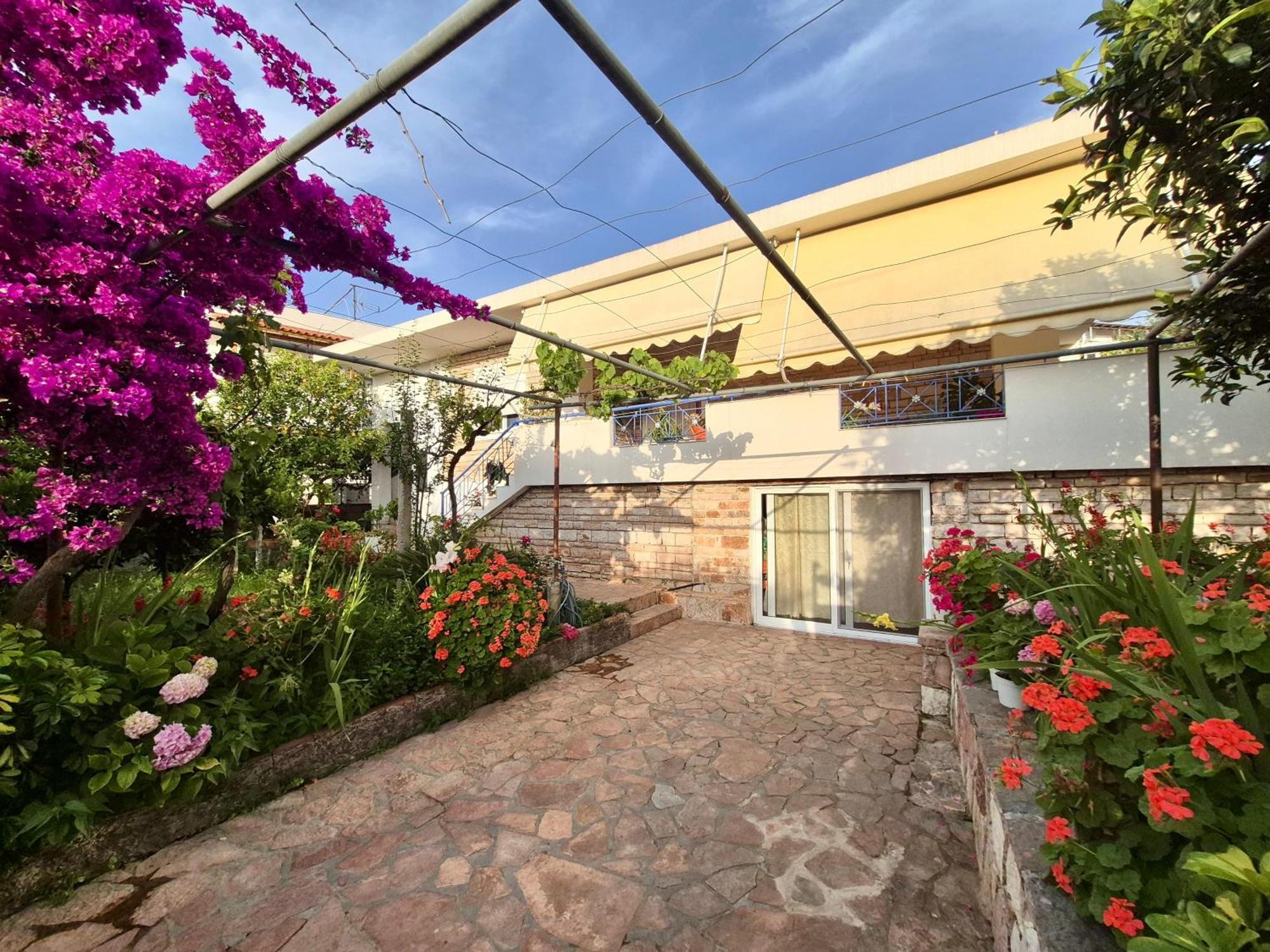 - Spacious Garden And Balcony 5 Min To & Center * Ksamil