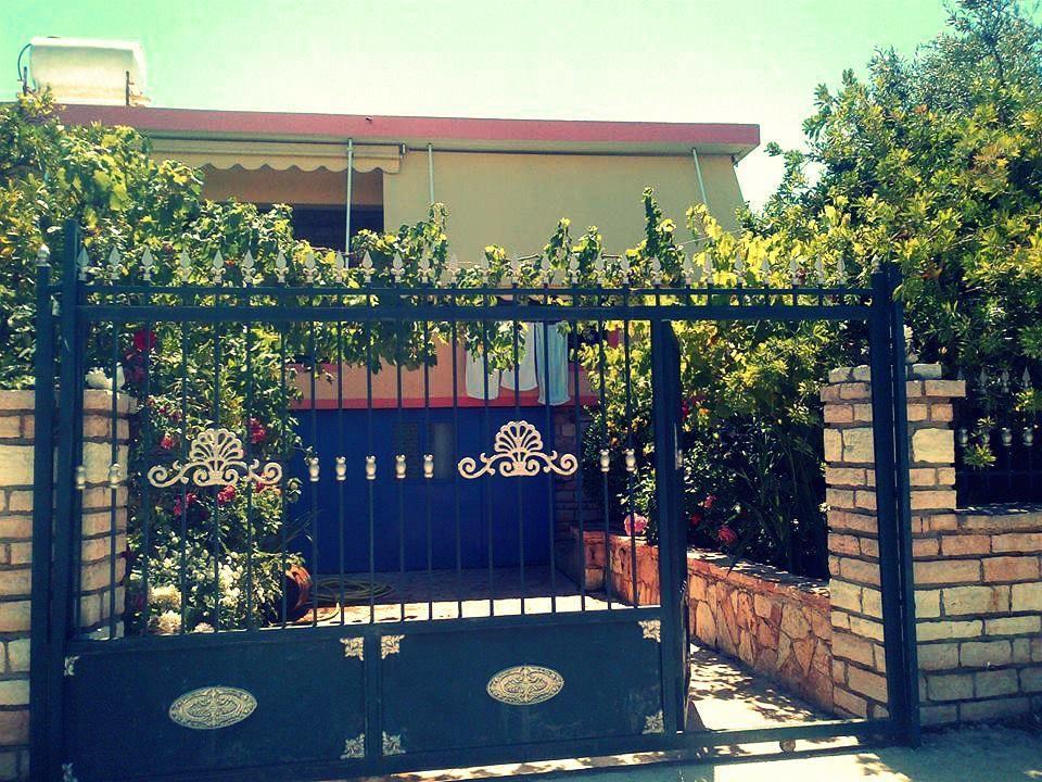 Apartment - Spacious Garden And Balcony 5 Min To & Center *
